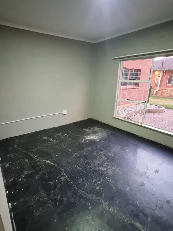 To Let 3 Bedroom Property for Rent in Roodia Gauteng