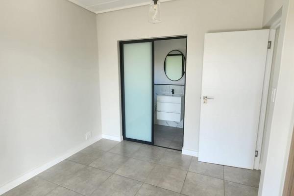 To Let 1 Bedroom Property for Rent in Waterfall Country Estate Gauteng