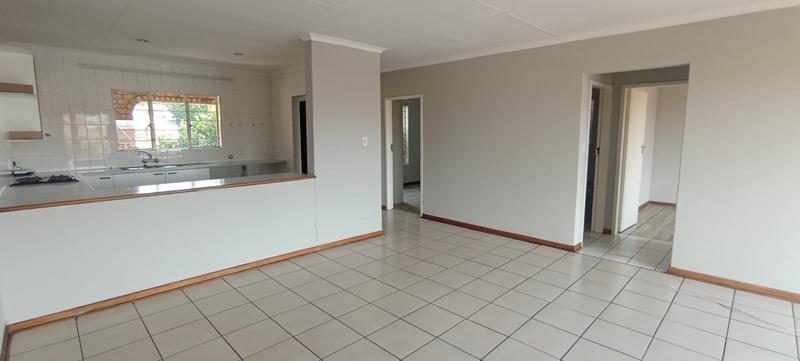 2 Bedroom Property for Sale in Zwartkop Gauteng