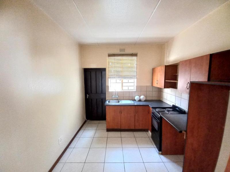To Let 1 Bedroom Property for Rent in Sunnyridge Gauteng