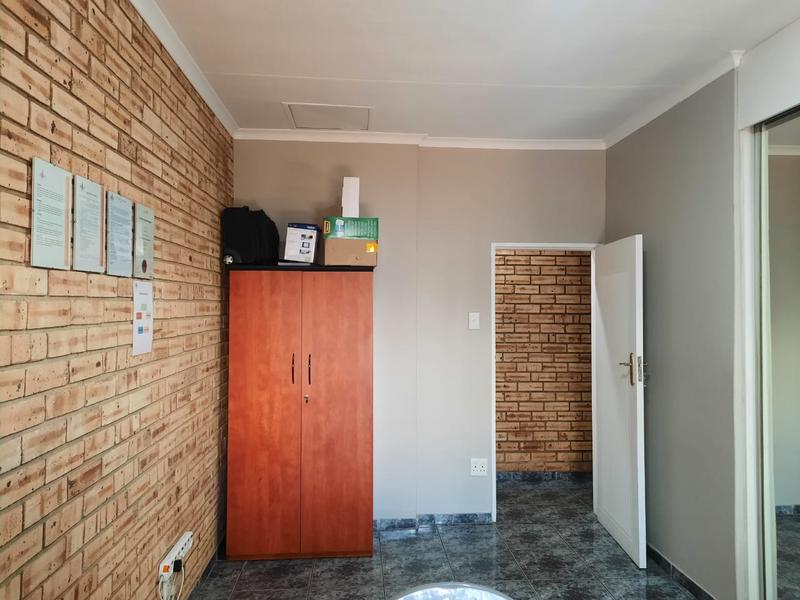 4 Bedroom Property for Sale in Vanderbijlpark SE 3 Gauteng