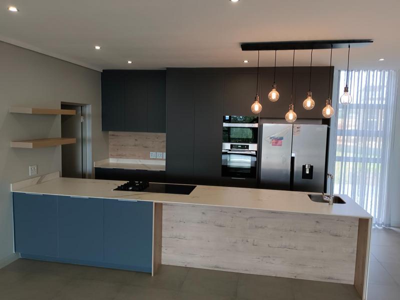 To Let 3 Bedroom Property for Rent in Midfield Estate Gauteng