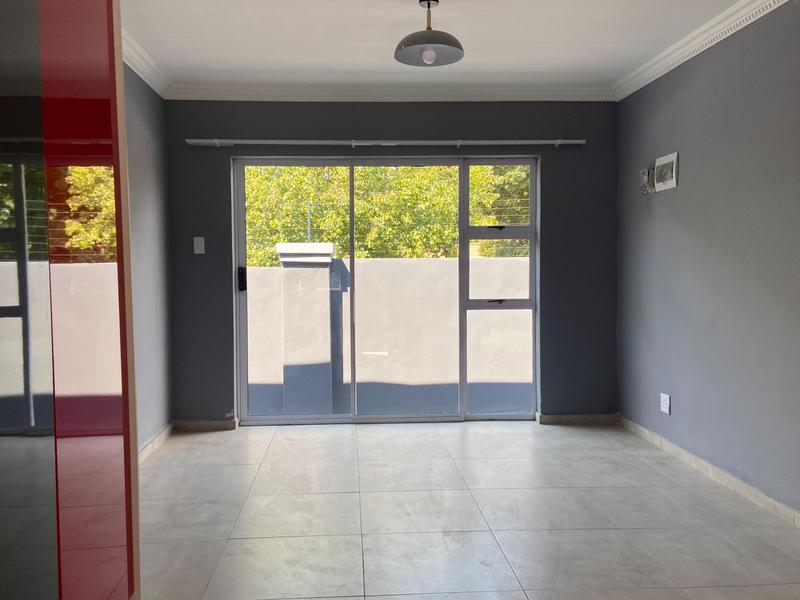 To Let 2 Bedroom Property for Rent in Wentworth Park Gauteng