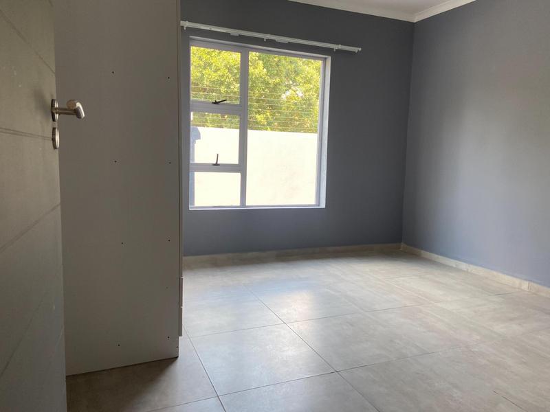 To Let 2 Bedroom Property for Rent in Wentworth Park Gauteng