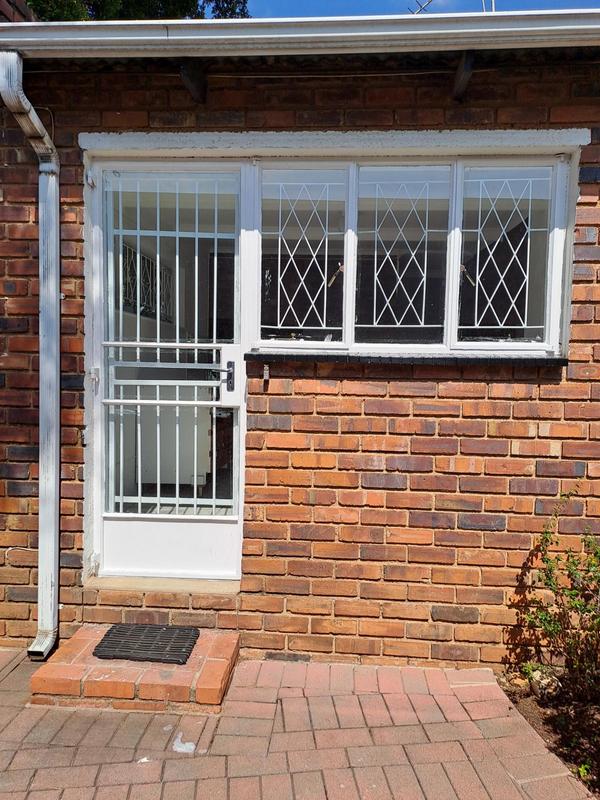 To Let 1 Bedroom Property for Rent in Montgomery Park Gauteng