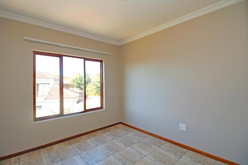 To Let 3 Bedroom Property for Rent in Amorosa Gauteng