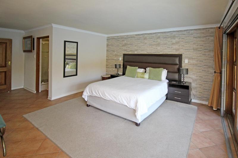 To Let 4 Bedroom Property for Rent in Florida Hills Gauteng