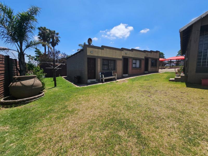 Commercial Property for Sale in Kempton Park Ext 5 Gauteng