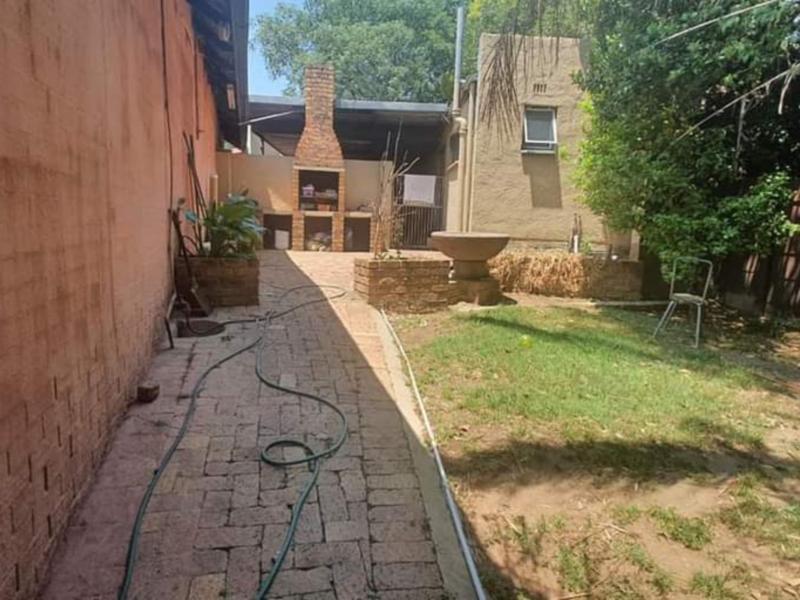 To Let 8 Bedroom Property for Rent in Kempton Park Ext 5 Gauteng