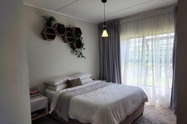 3 Bedroom Property for Sale in Waterfall Country Estate Gauteng