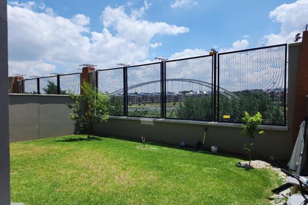 3 Bedroom Property for Sale in Waterfall Country Estate Gauteng