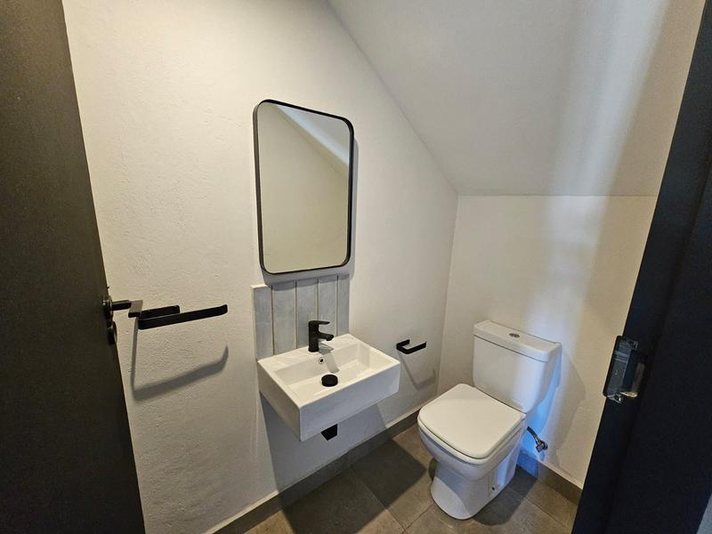 2 Bedroom Property for Sale in Sandown Gauteng