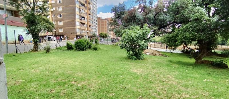 1 Bedroom Property for Sale in Berea Gauteng