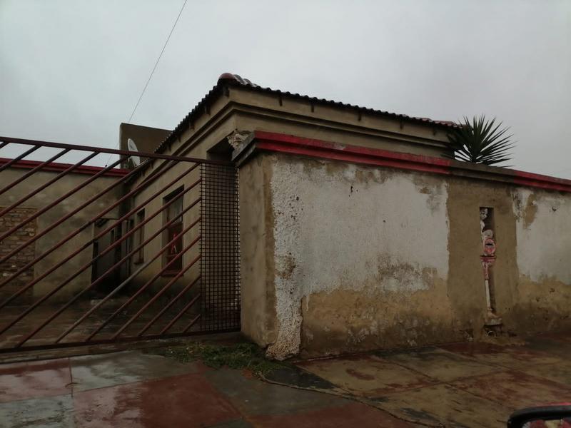 1 Bedroom Property for Sale in Mohlakeng Gauteng