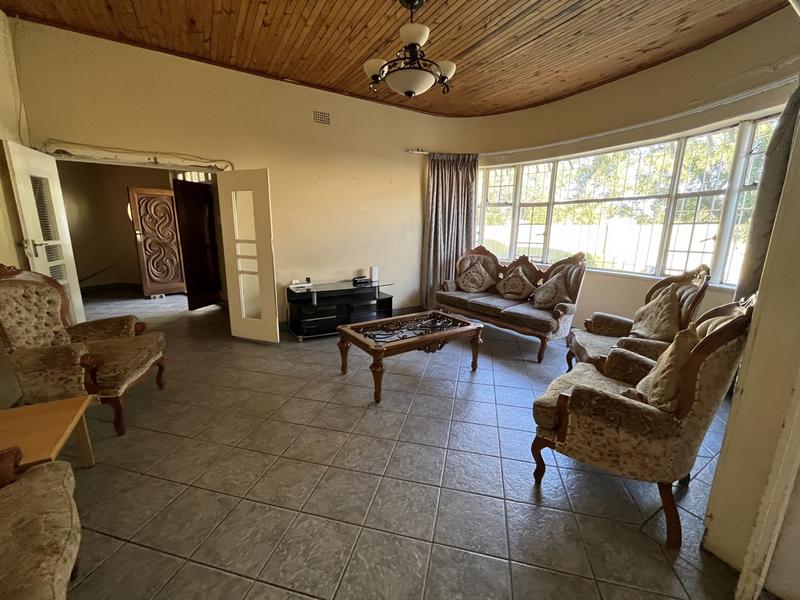 4 Bedroom Property for Sale in Delville Gauteng