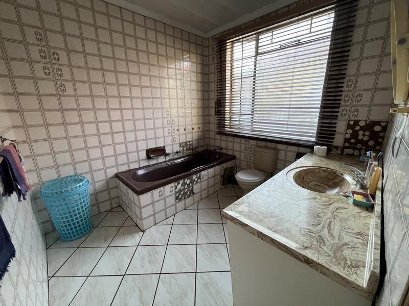 4 Bedroom Property for Sale in Delville Gauteng