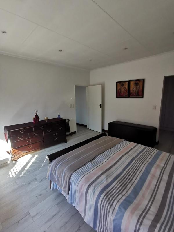 To Let 4 Bedroom Property for Rent in Rooihuiskraal North Gauteng