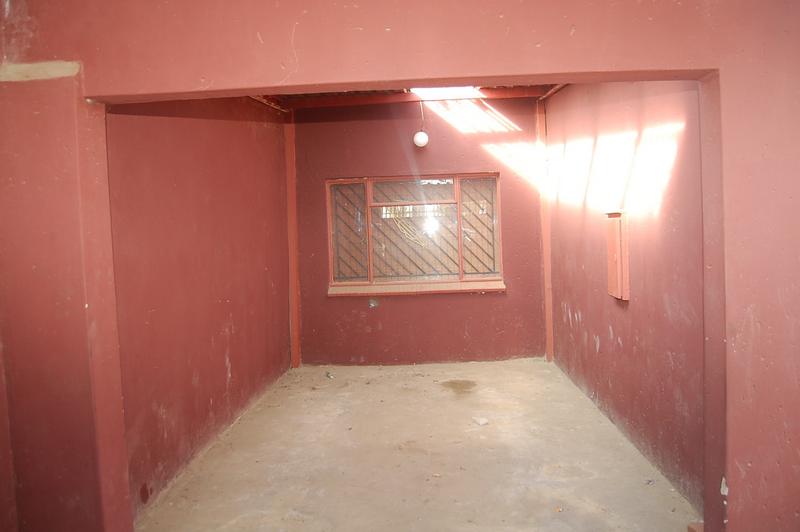 To Let 2 Bedroom Property for Rent in Senaoane Gauteng