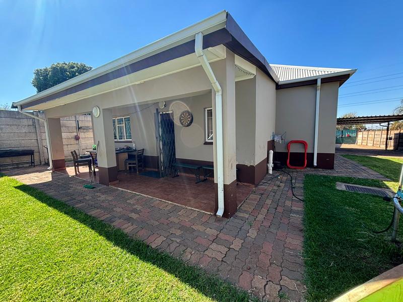 4 Bedroom Property for Sale in Delarey Gauteng
