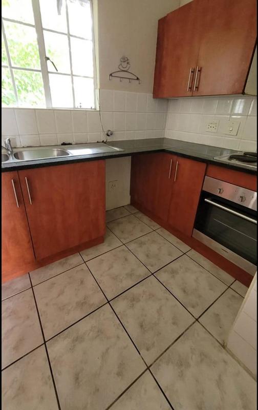 2 Bedroom Property for Sale in Dowerglen Gauteng