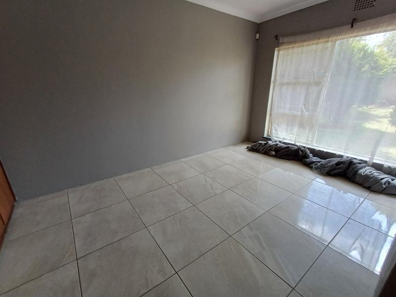 3 Bedroom Property for Sale in Noordheuwel Gauteng