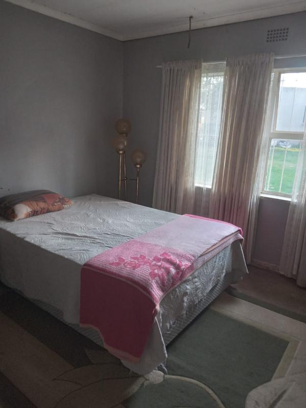 3 Bedroom Property for Sale in Louisrus Gauteng