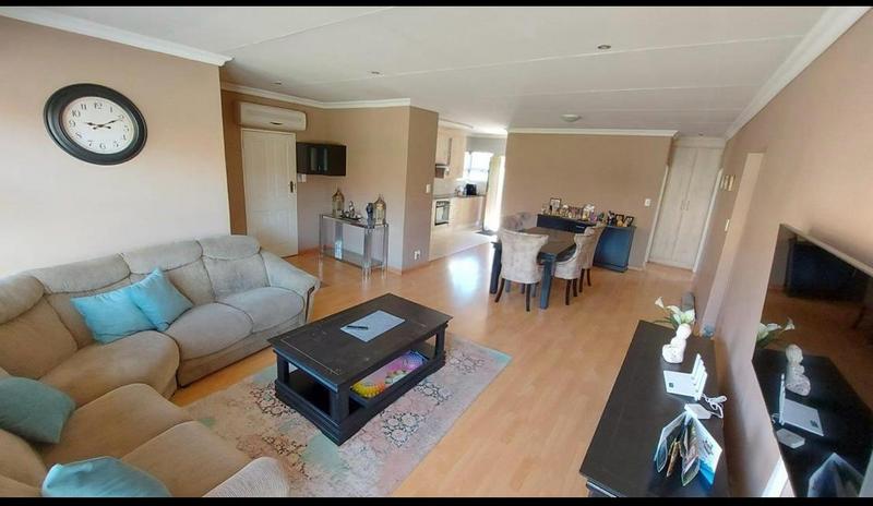 2 Bedroom Property for Sale in Vanderbijlpark SE 8 Gauteng