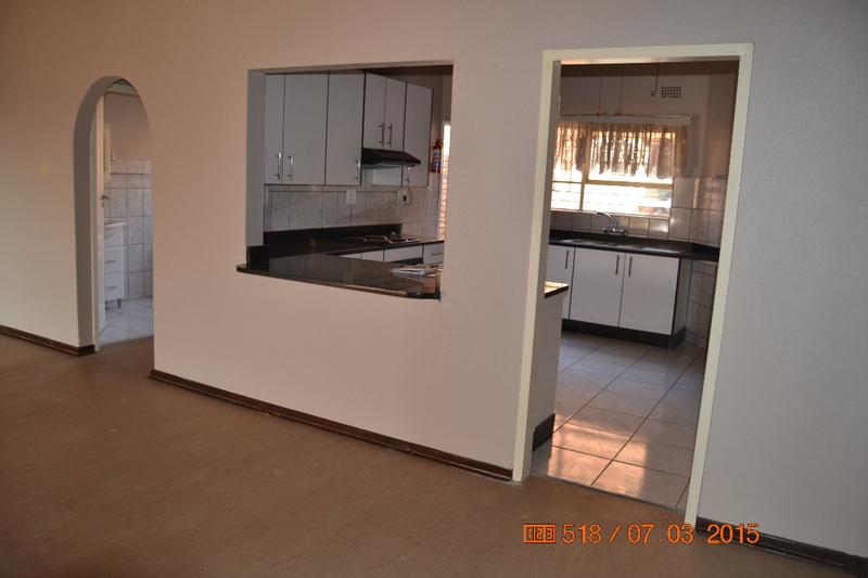 To Let 1 Bedroom Property for Rent in Petersfield Gauteng