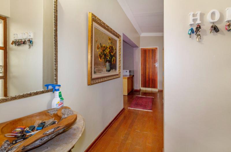 To Let 4 Bedroom Property for Rent in Waterkloof Heights Gauteng