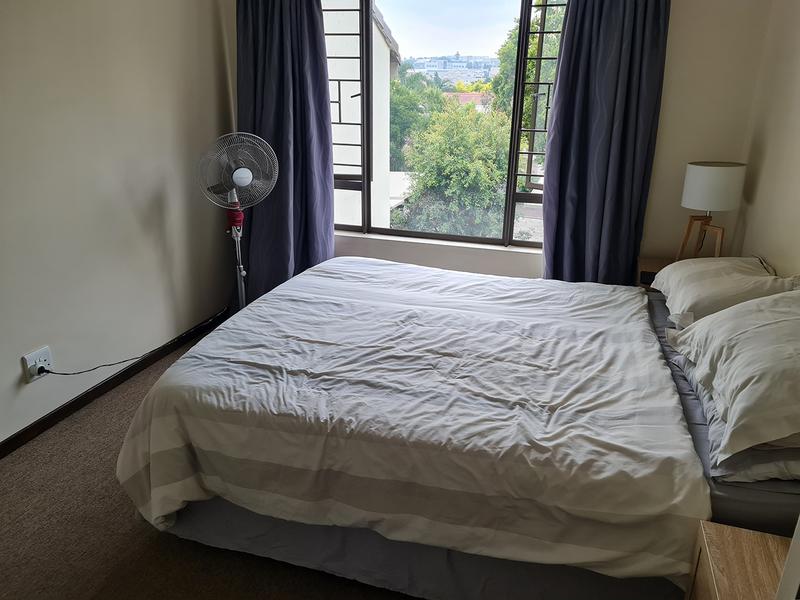 1 Bedroom Property for Sale in Bryanston Gauteng