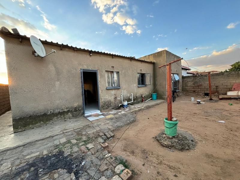 4 Bedroom Property for Sale in Tsakane Gauteng
