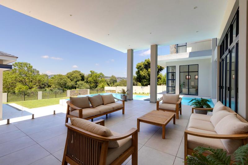 5 Bedroom Property for Sale in Waterfall Country Estate Gauteng