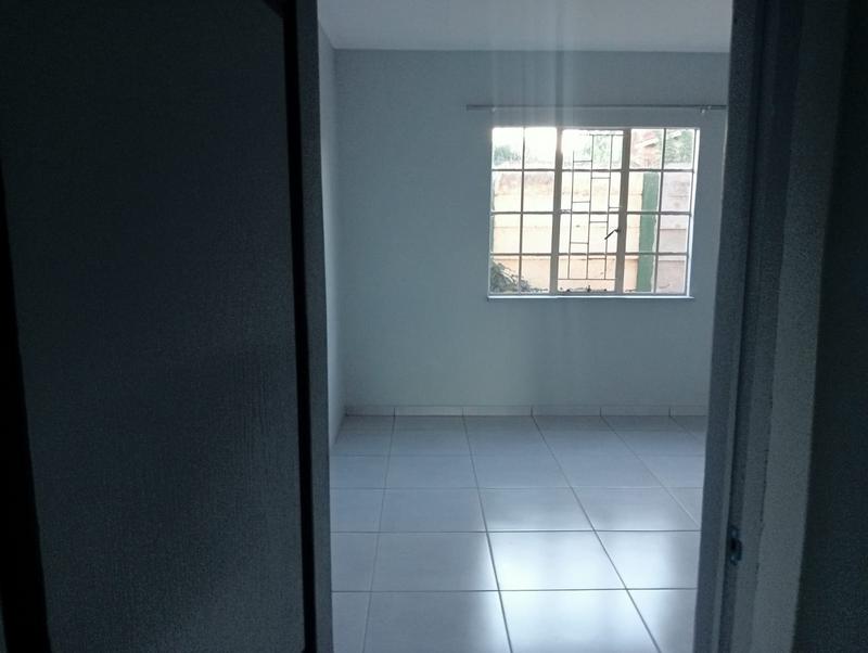 To Let 2 Bedroom Property for Rent in Randvaal Gauteng