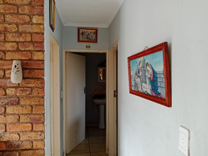 2 Bedroom Property for Sale in Pretoria West Gauteng