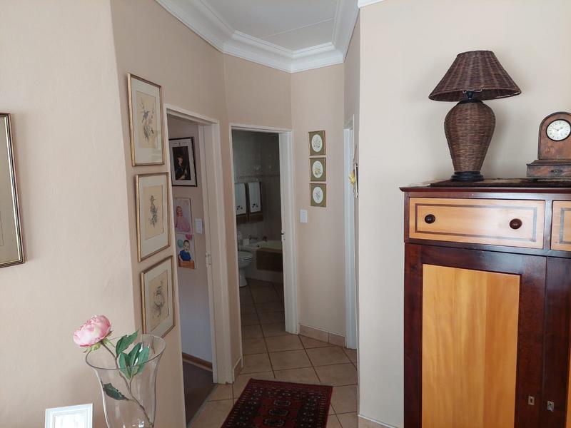 2 Bedroom Property for Sale in Sinoville Gauteng