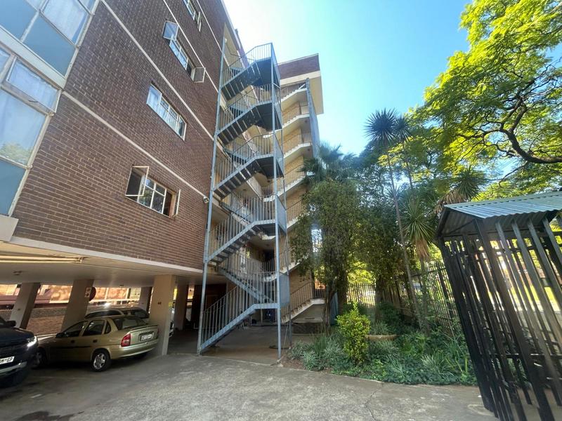 2 Bedroom Property for Sale in Sunnyside Gauteng