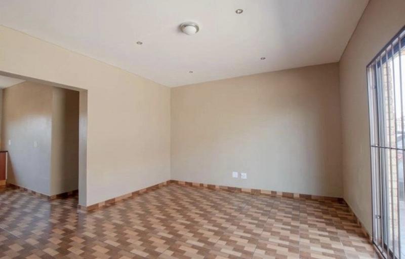 To Let 24 Bedroom Property for Rent in Little Falls Gauteng