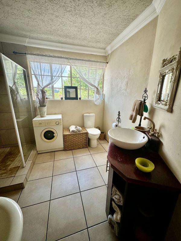 5 Bedroom Property for Sale in Casseldale Gauteng