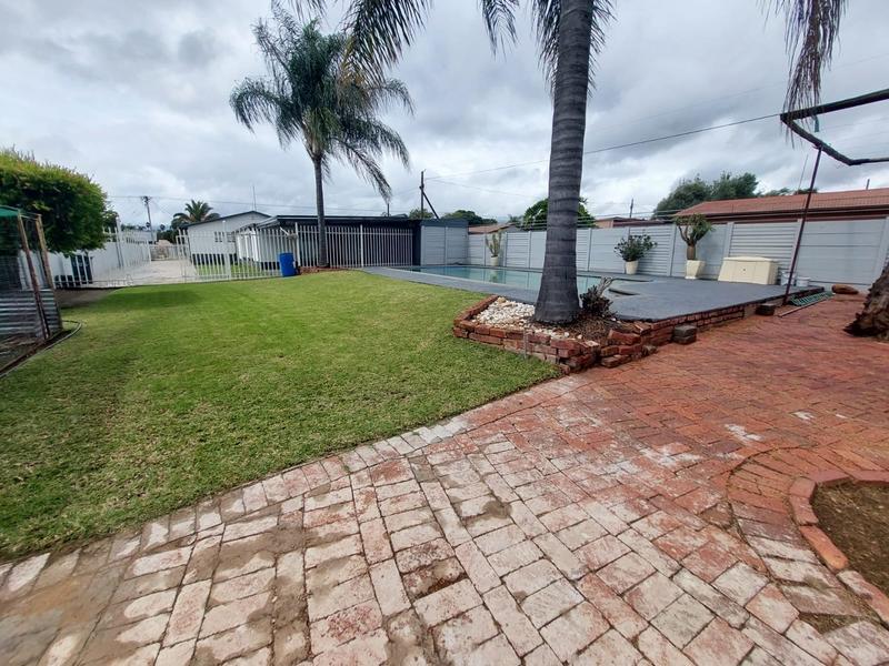 4 Bedroom Property for Sale in Claremont Gauteng