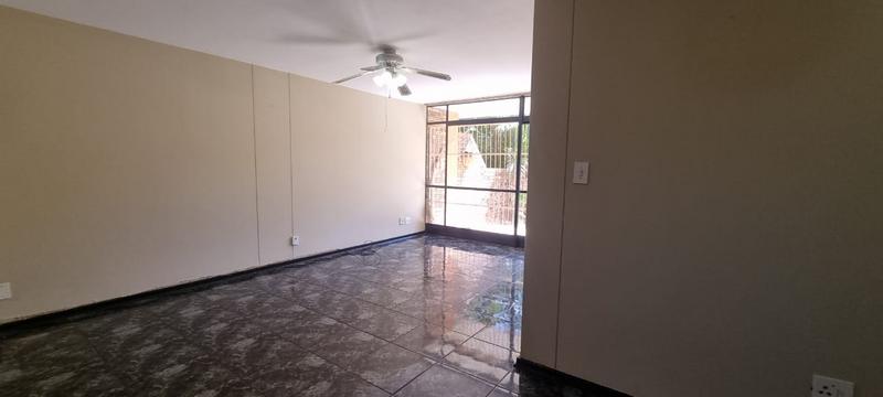 3 Bedroom Property for Sale in Sinoville Gauteng