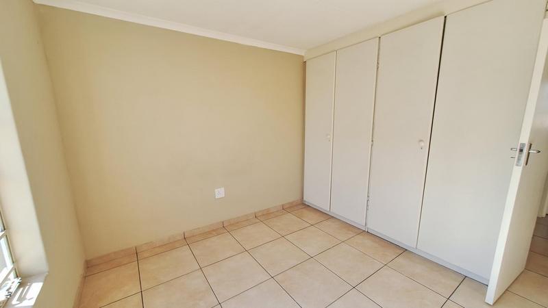 2 Bedroom Property for Sale in Erasmuskloof Gauteng