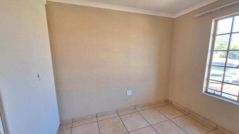 2 Bedroom Property for Sale in Erasmuskloof Gauteng