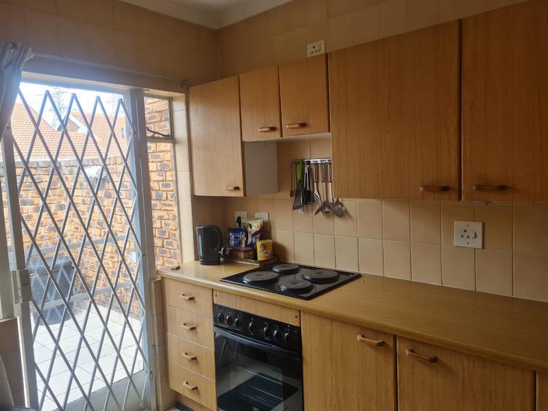 2 Bedroom Property for Sale in Edenvale Gauteng