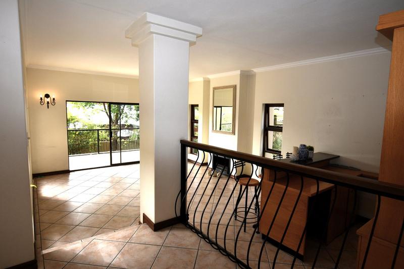 4 Bedroom Property for Sale in Featherbrooke Estate Gauteng