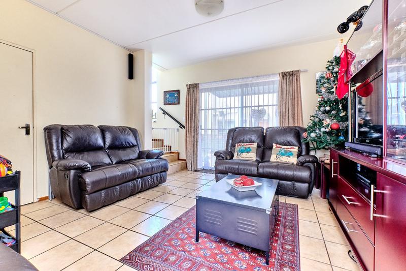 2 Bedroom Property for Sale in Sugar Bush Estate Gauteng