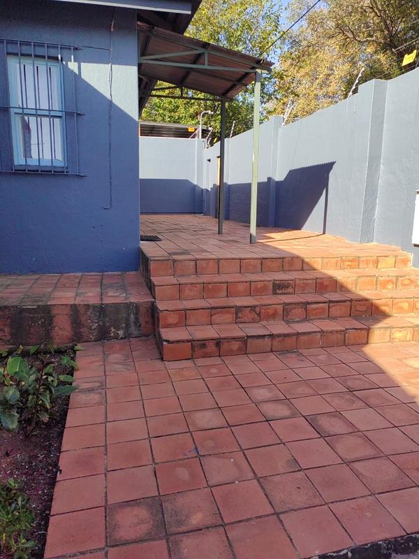 To Let 3 Bedroom Property for Rent in Melville Gauteng