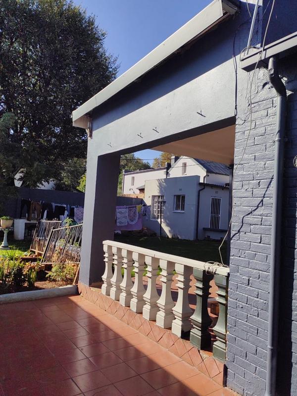 To Let 3 Bedroom Property for Rent in Melville Gauteng