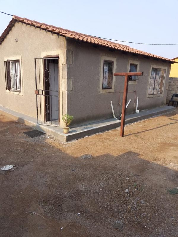 2 Bedroom Property for Sale in Soshanguve YY Gauteng