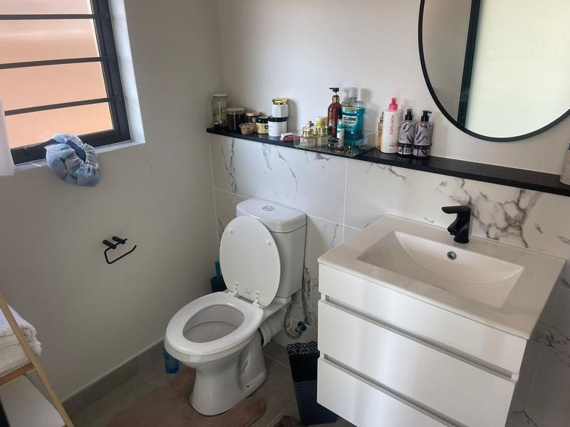 To Let 3 Bedroom Property for Rent in Waterfall Gauteng
