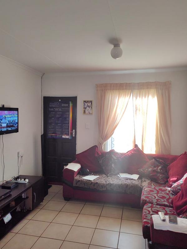 2 Bedroom Property for Sale in Savanna City Gauteng